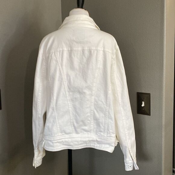 Gloria Vanderbilt Creamy White Melanie Stretch Jean Jacket - Picture 10 of 15